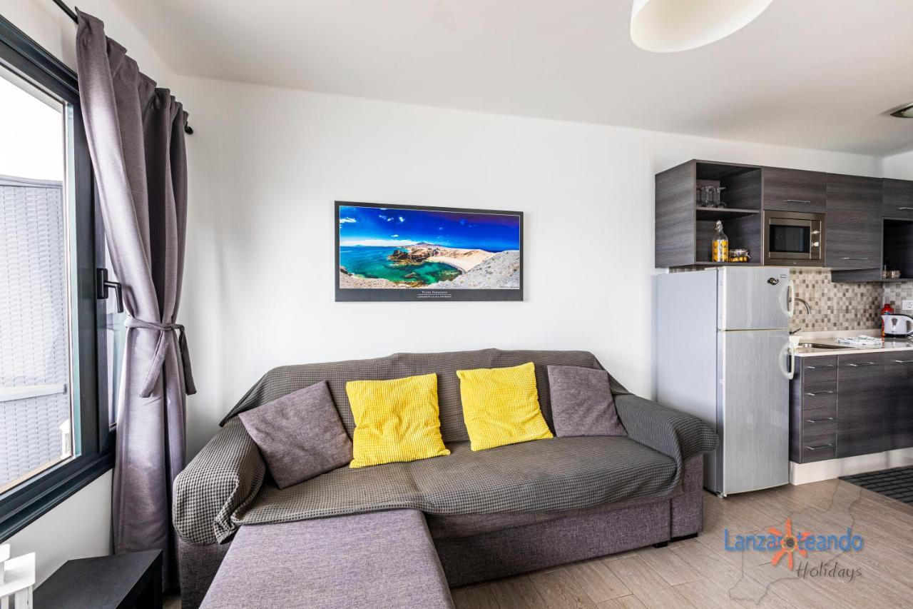Vivienda Vacacional Lizzy Puerto del Carmen  Exterior photo